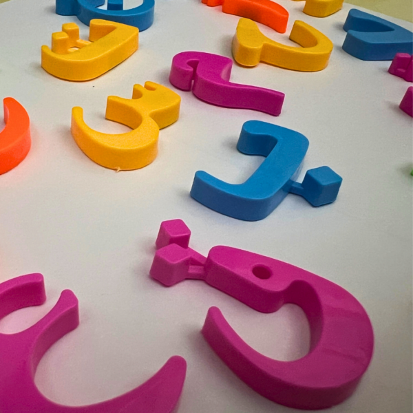 Magnetic Arabic Letters for Interactive Language Learning - Image 4